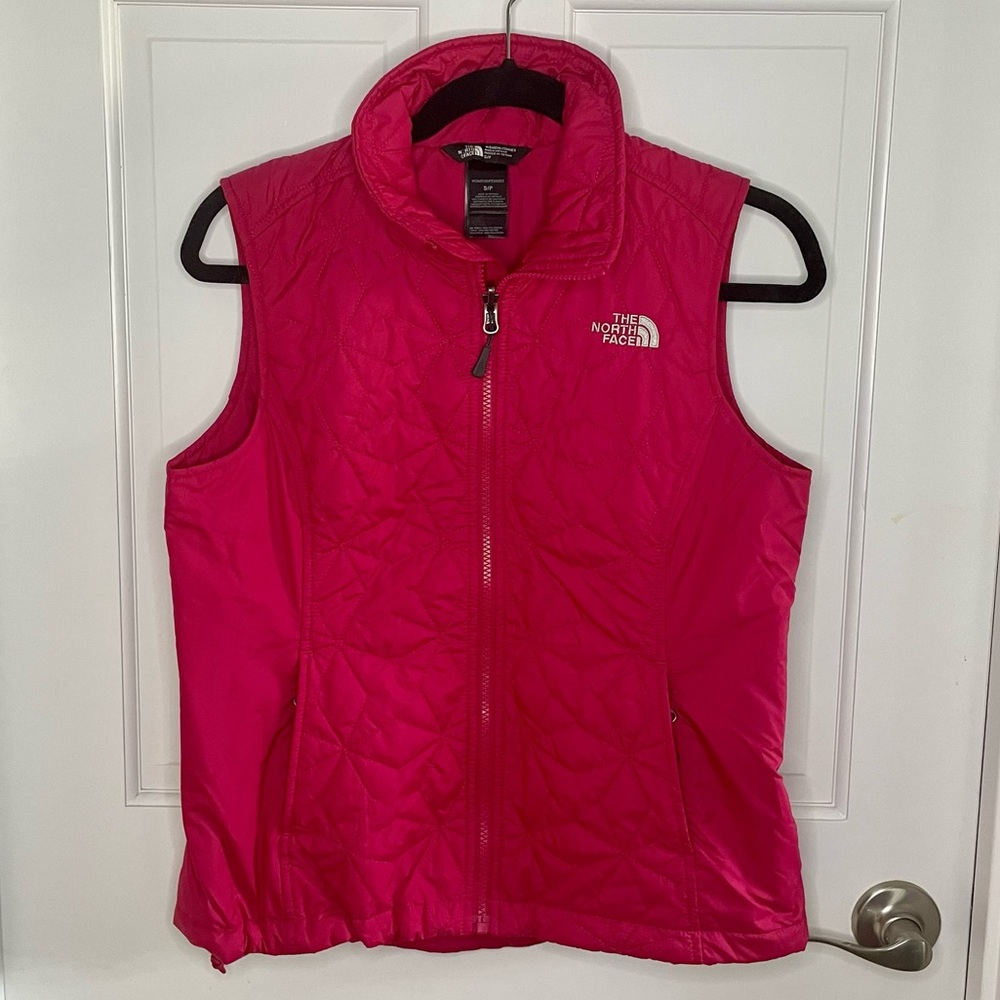 Pink The North Face vest